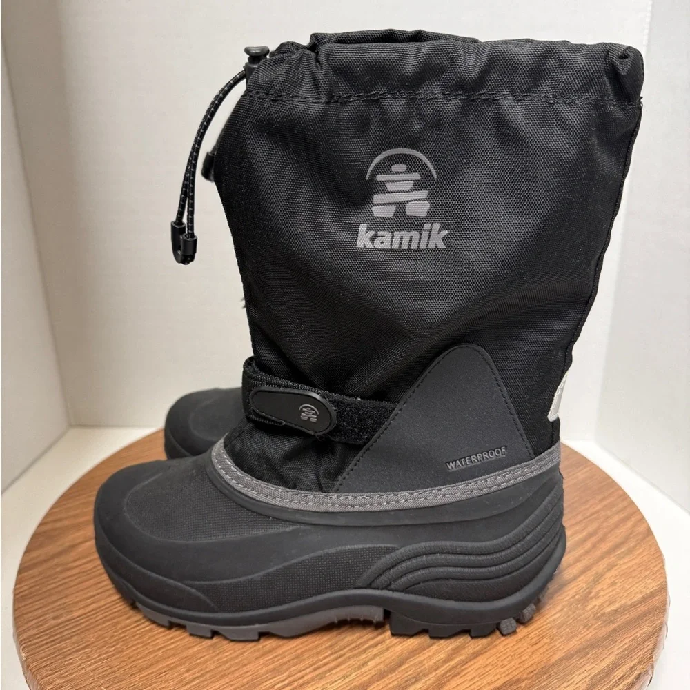 Kamik Kids’ Unisex Black Waterbug 5 Insulated Waterproof Snow Winter Boots